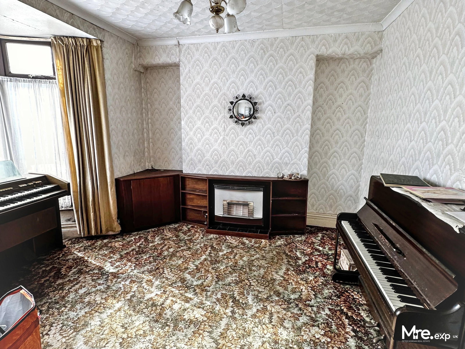 Terraced House in Neath