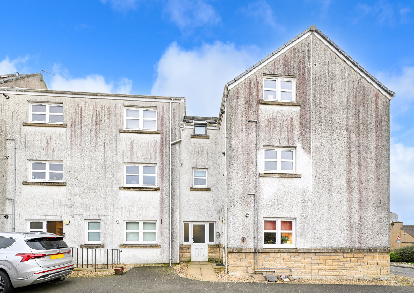 Flat in Kelty