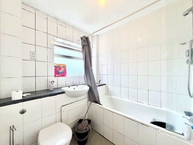 Flat in Bushey