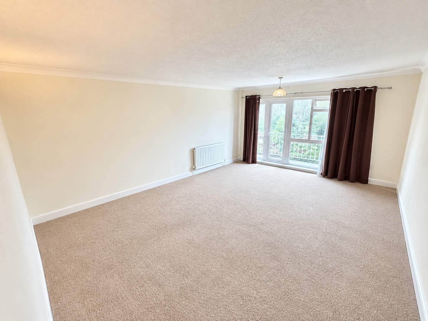 Flat for sale in Bushey, Bushey Hall Road, Bushey, WD23 2EW