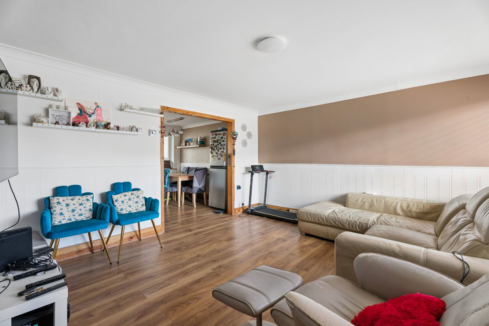 Semi Detached House in Luton