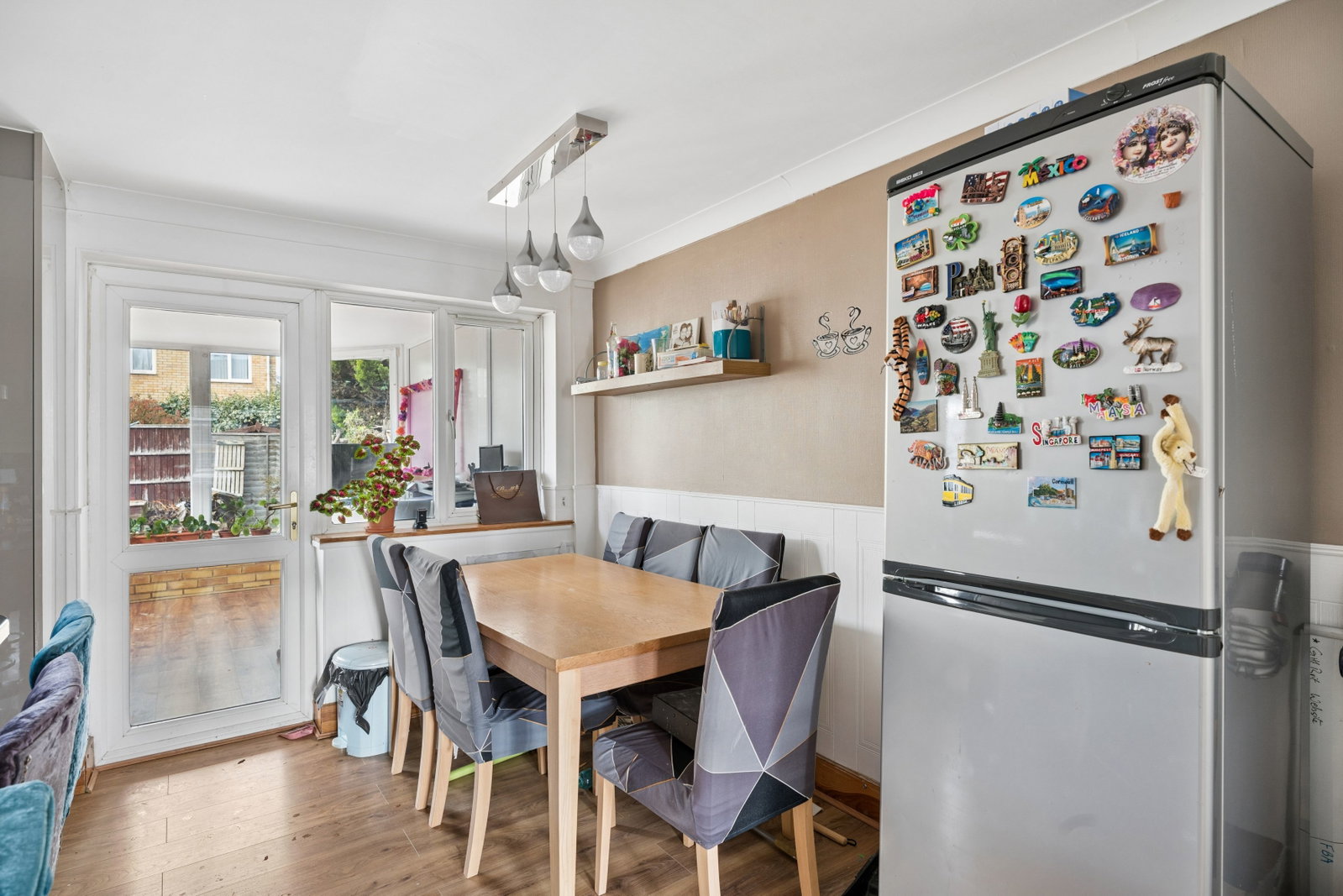 Semi Detached House in Luton