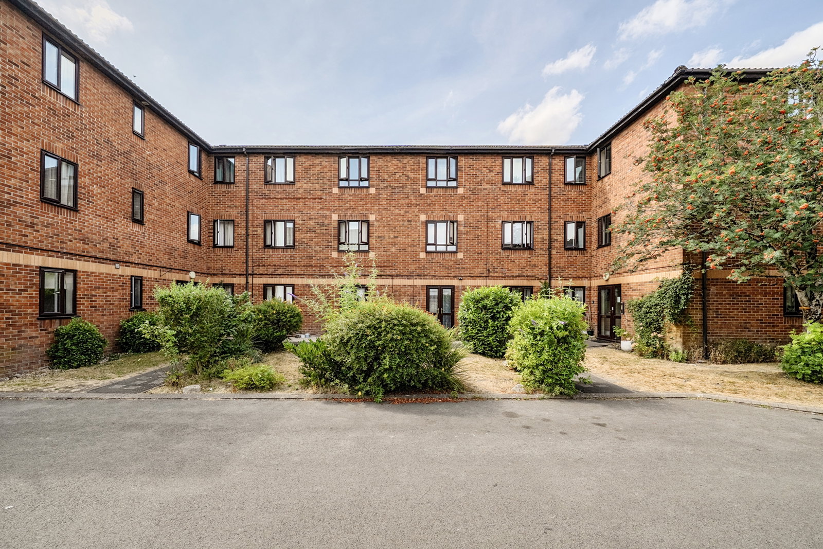 Flat in Warminster