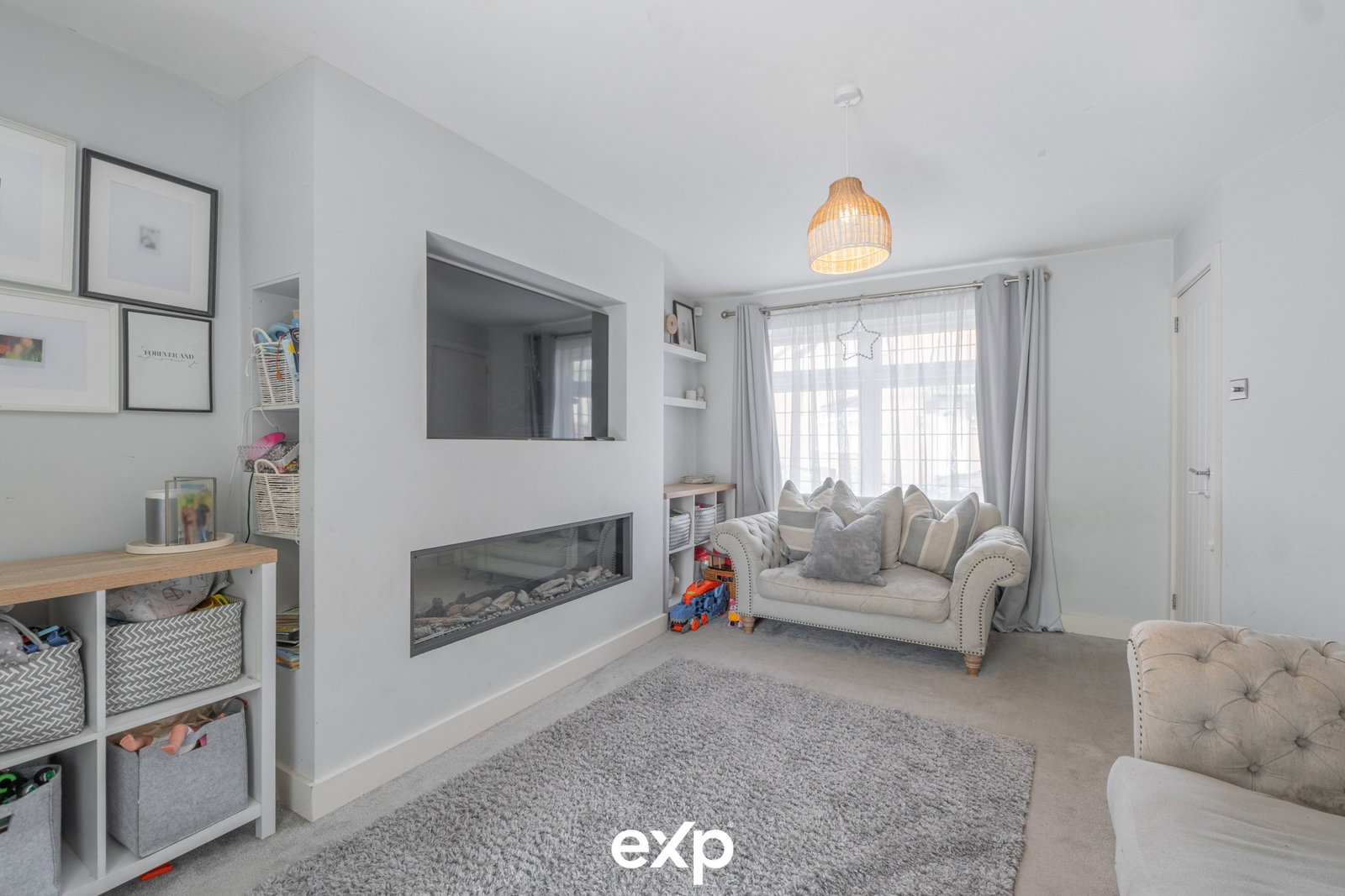 Semi Detached House in Solihull