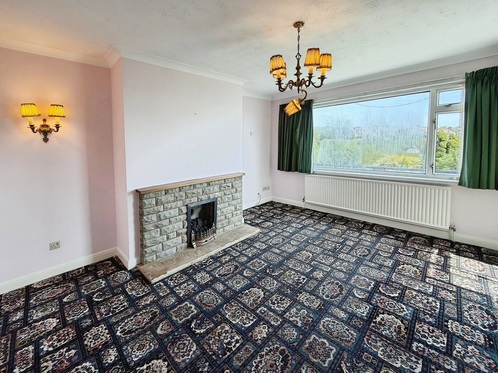 Detached House in Swansea