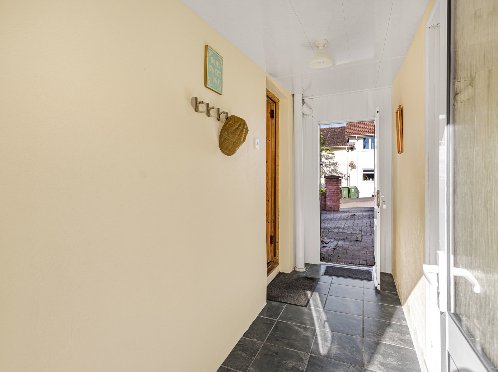 End Of Terrace House in Barnstaple 4