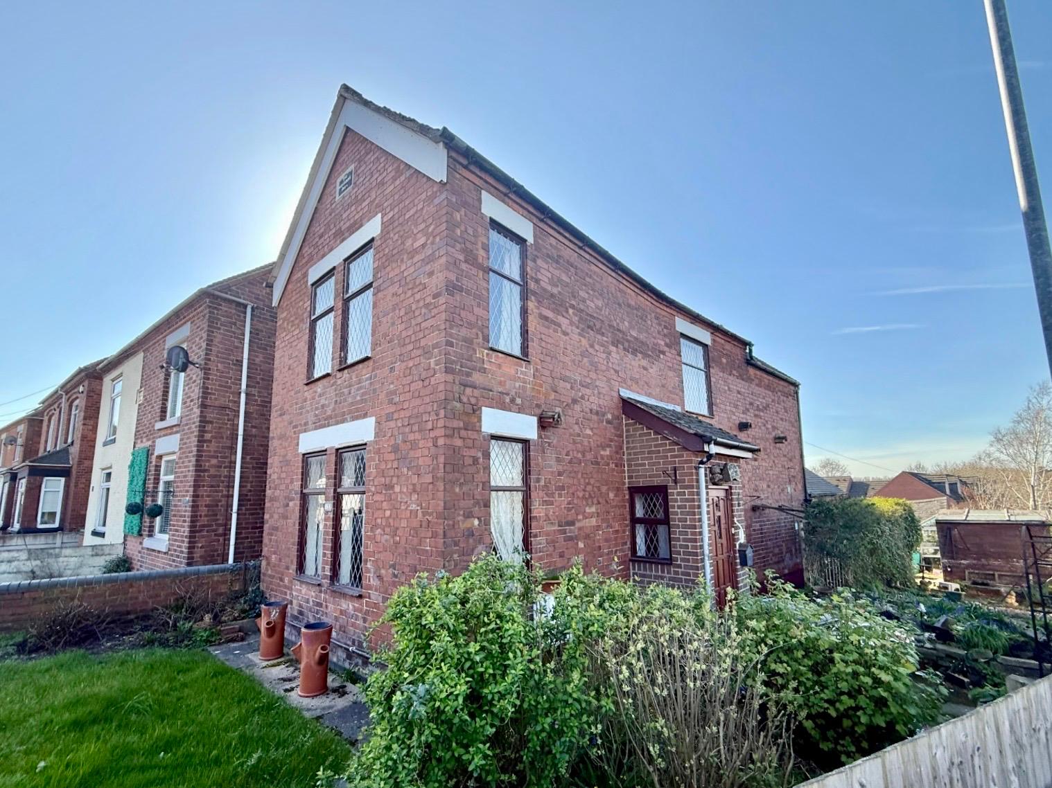 Detached House in Swadlincote