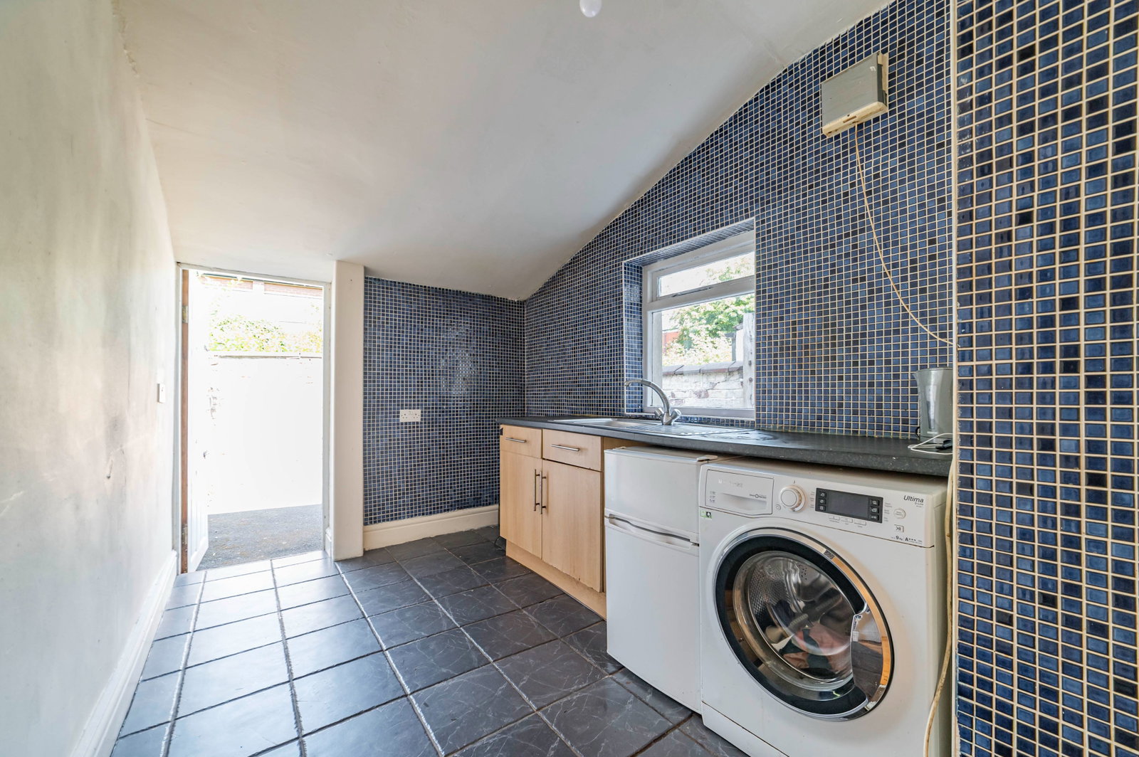 Terraced House for sale in Manchester, Langthorne Street, Levenshulme, Manchester, M19, 787 m²