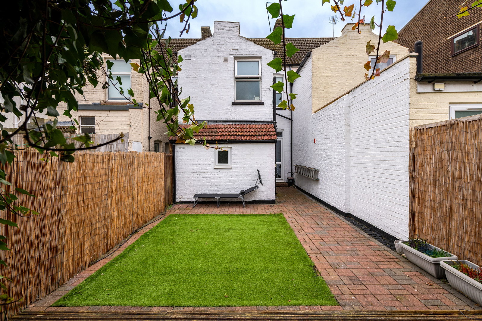 Terraced House in Queenborough