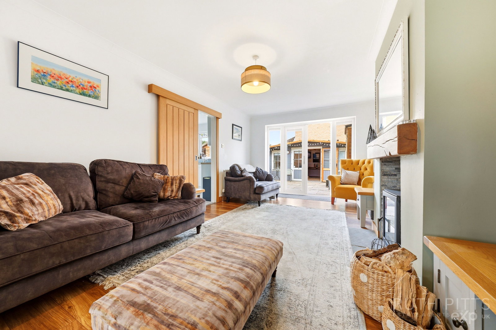 Semi Detached Bungalow for sale in Pontefract, Chiltern Drive, Ackworth, WF7
