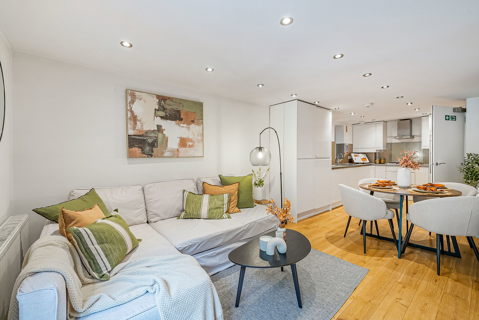 Semi Detached House in London