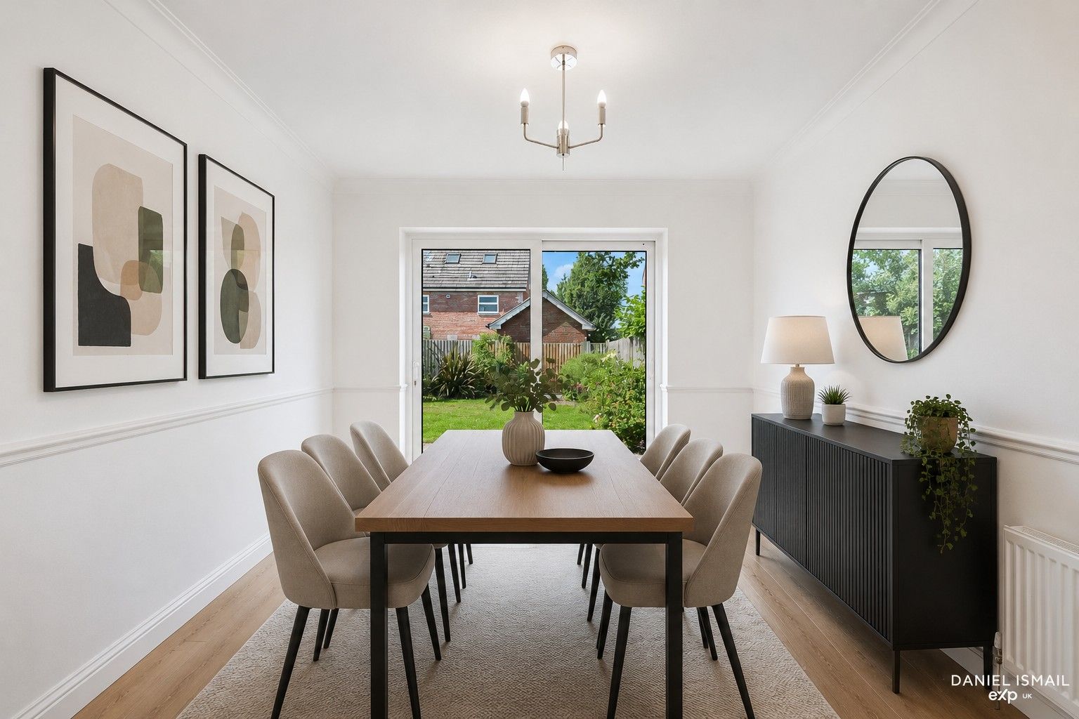 Detached House in Basildon