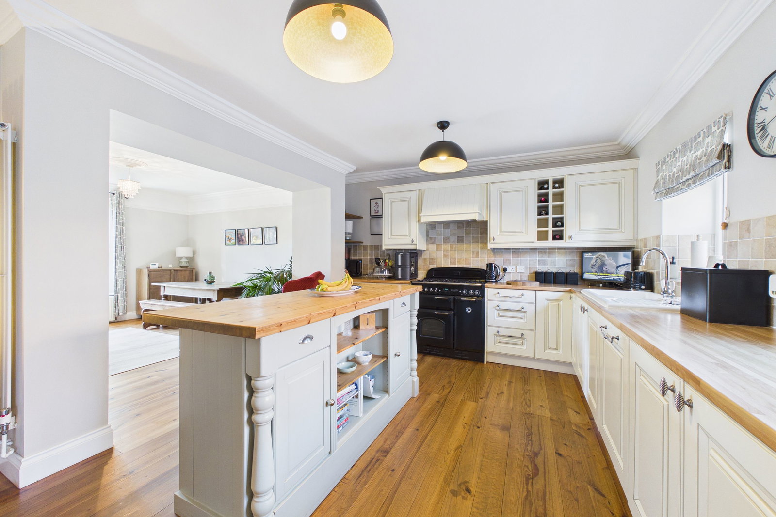 Semi Detached House in Attleborough