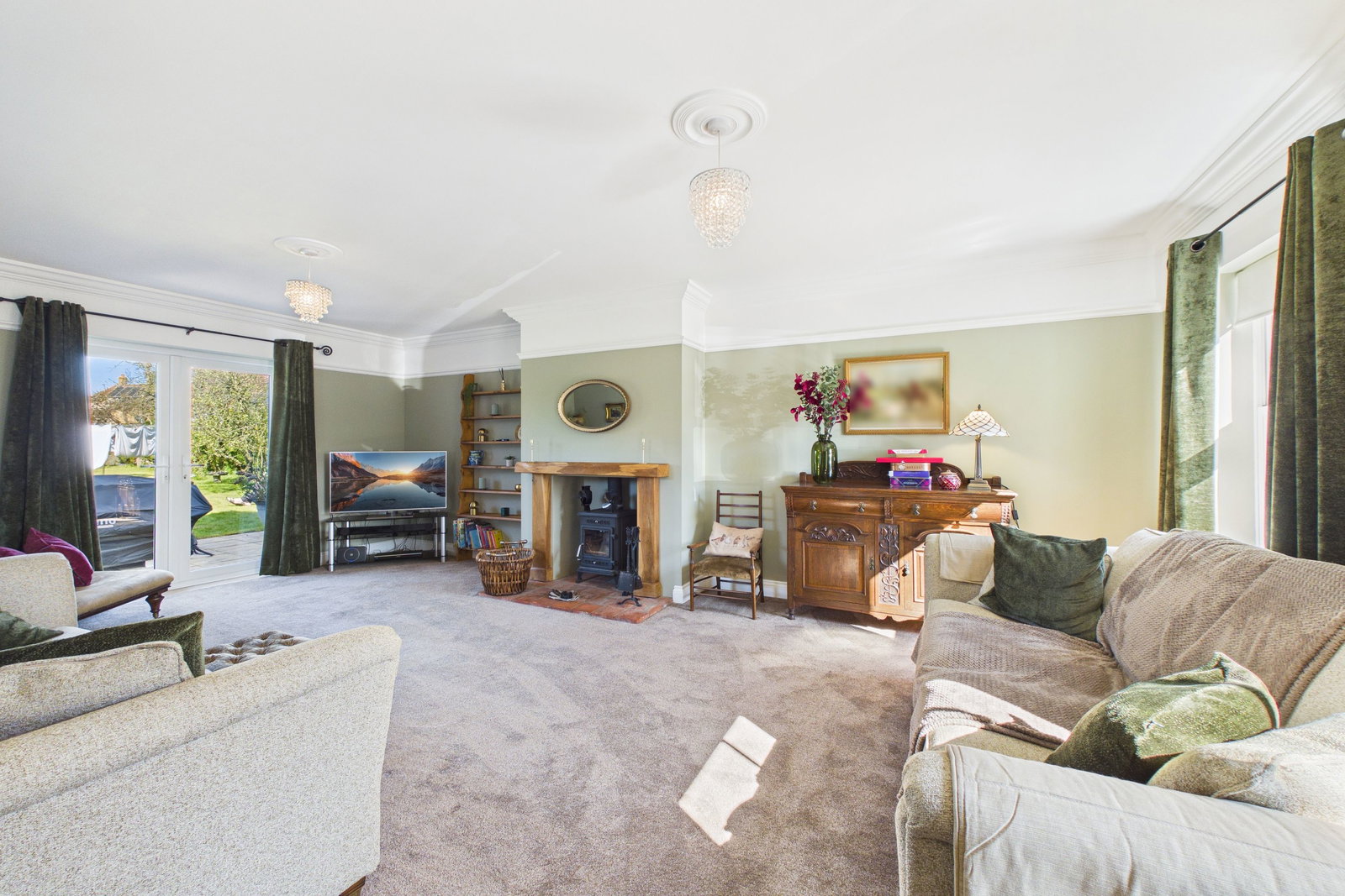 Semi Detached House in Attleborough