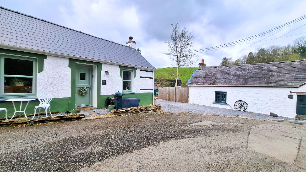 Cottage in Llandysul
