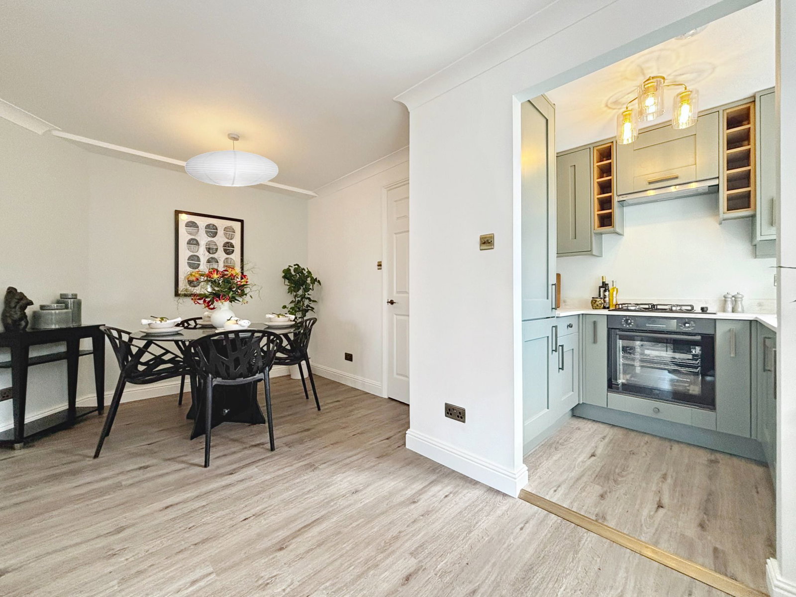 Ground Floor Flat in Dorking