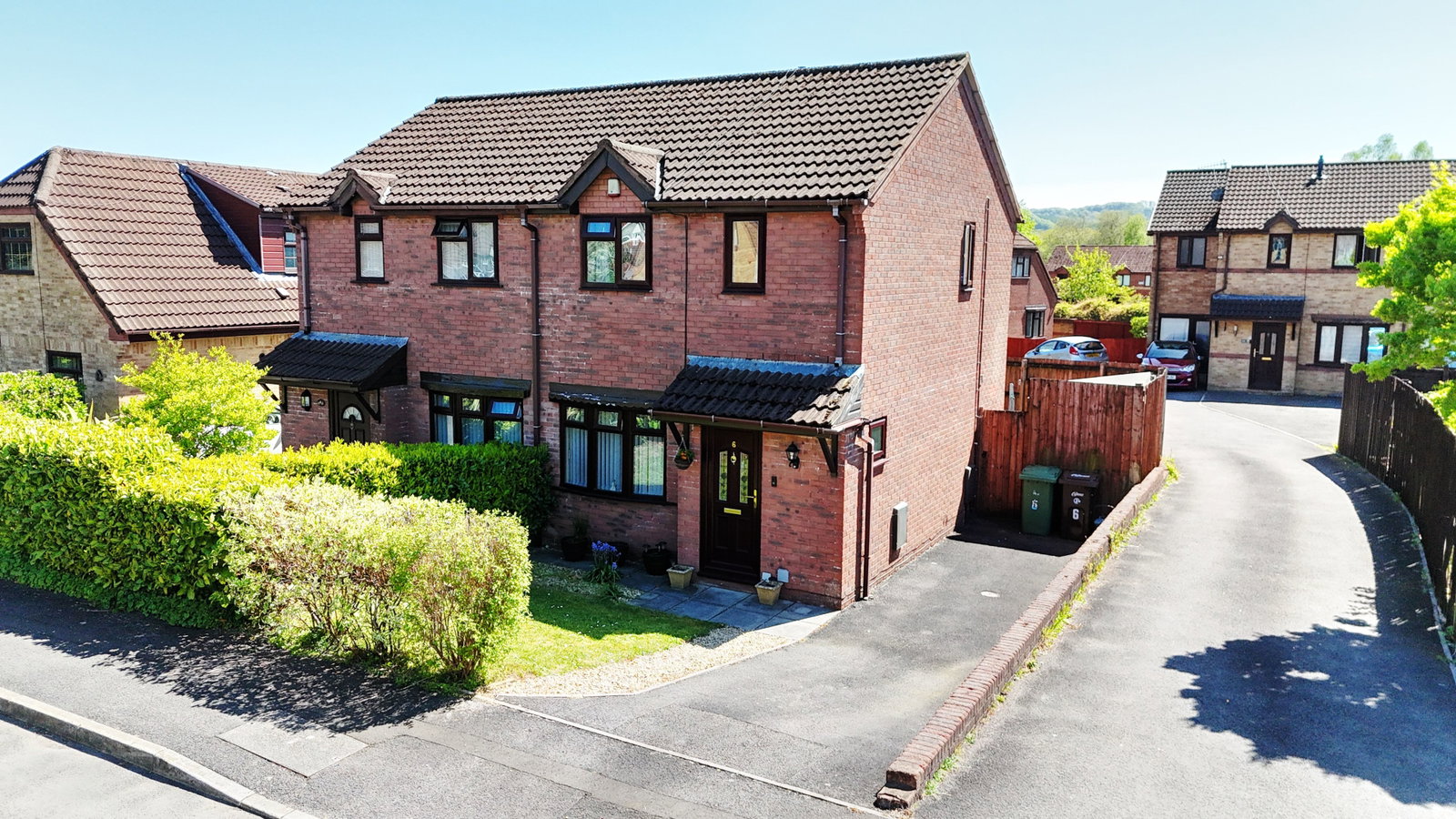 Semi Detached House in Caerphilly