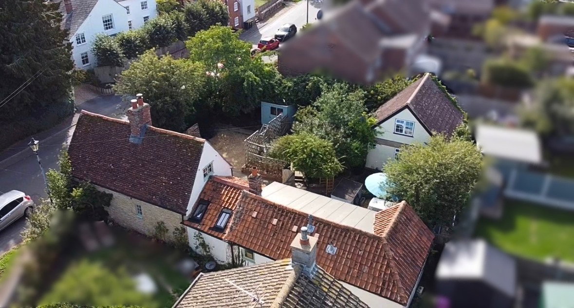 Detached House for sale in Bedford, High Street, Riseley, Bedfordshire