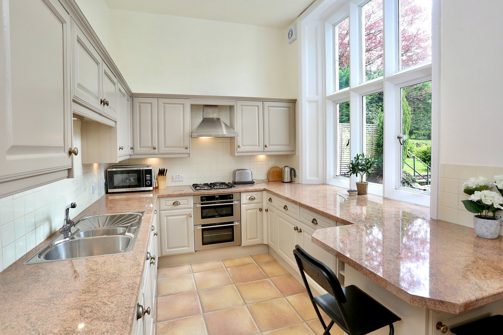 Terraced House in Abergavenny