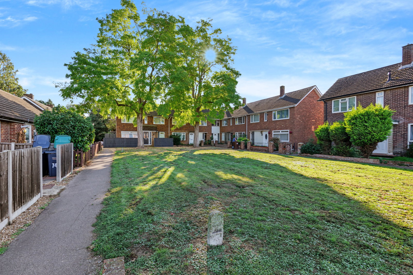 Terraced House for sale in Aylesford, Nursery Road, Ditton, Aylesford, ME20 6DZ, 890 m²