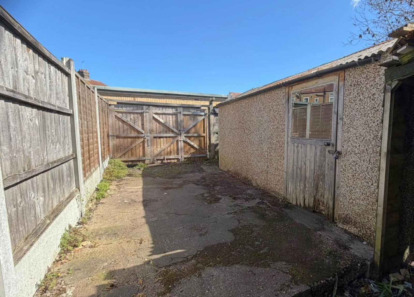 Terraced House in Romford