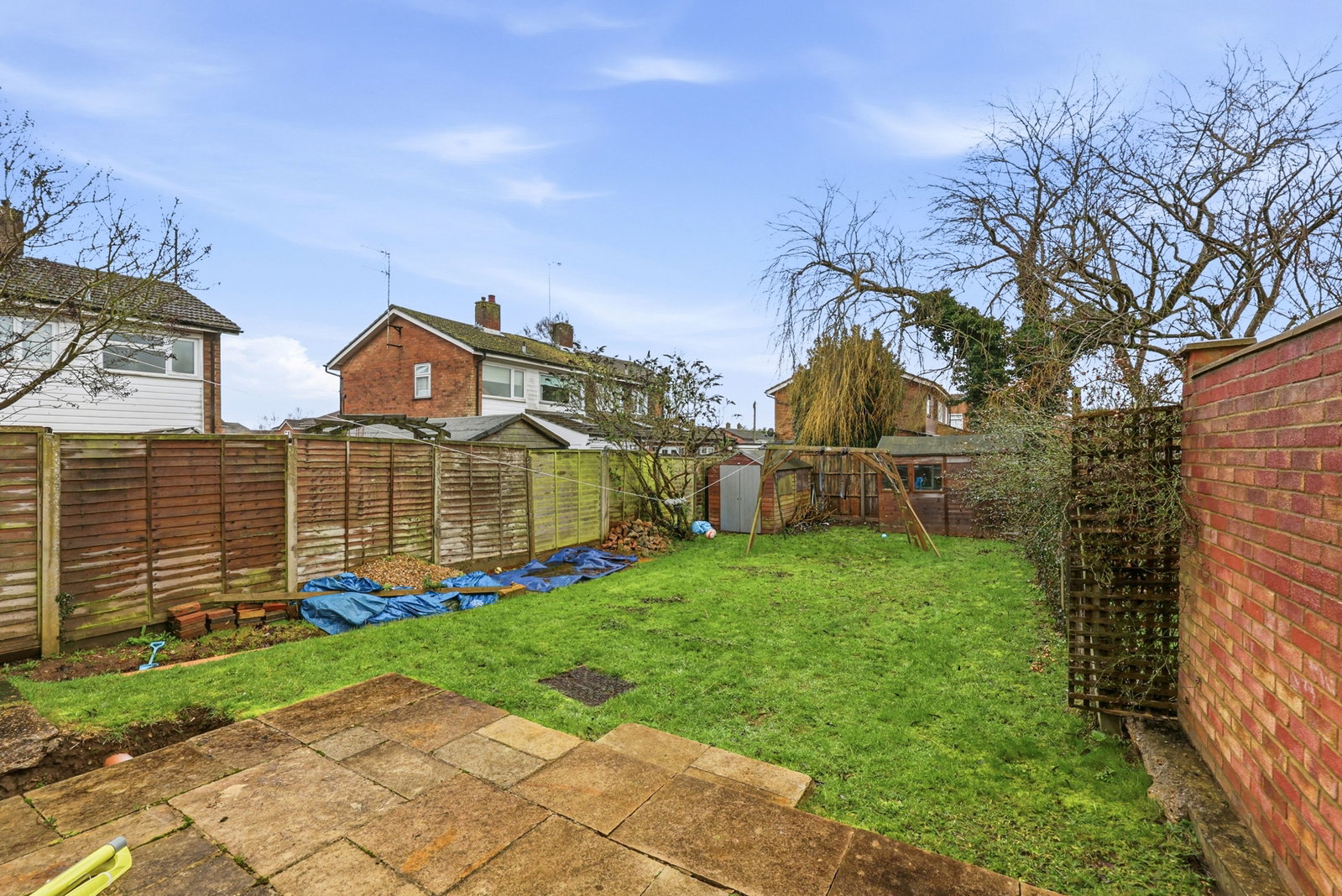 Semi Detached House for sale in Dunstable, Lakefield Avenue, Toddington, 919 m²