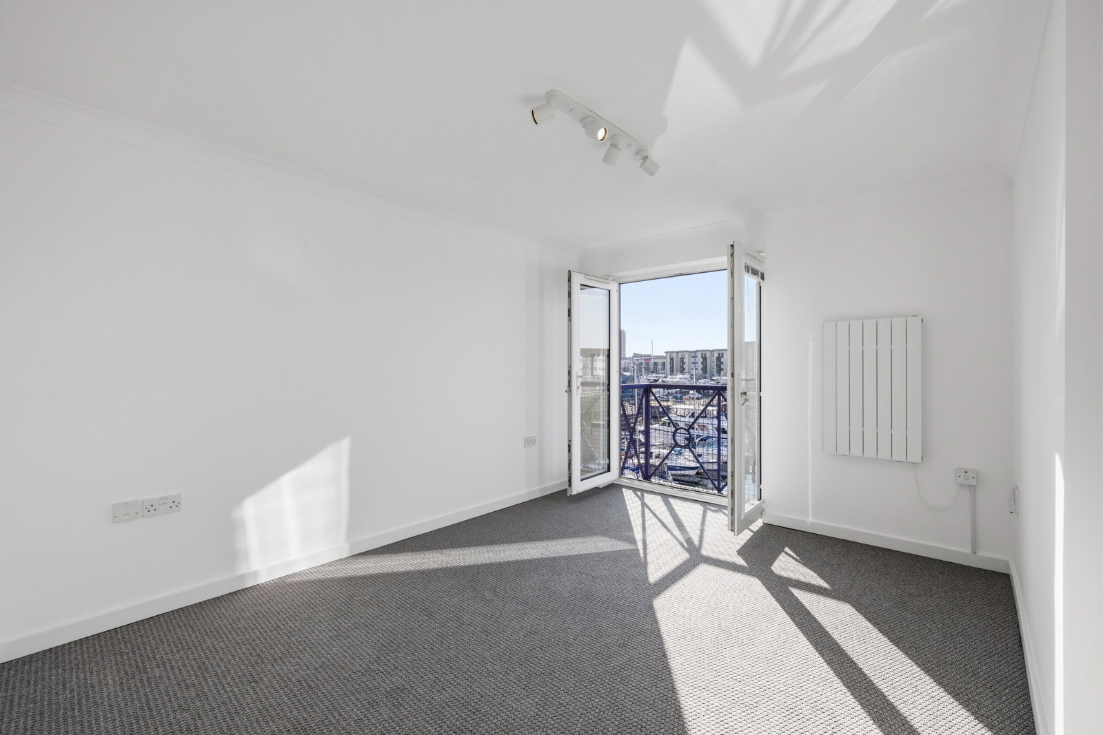 Flat in Swansea