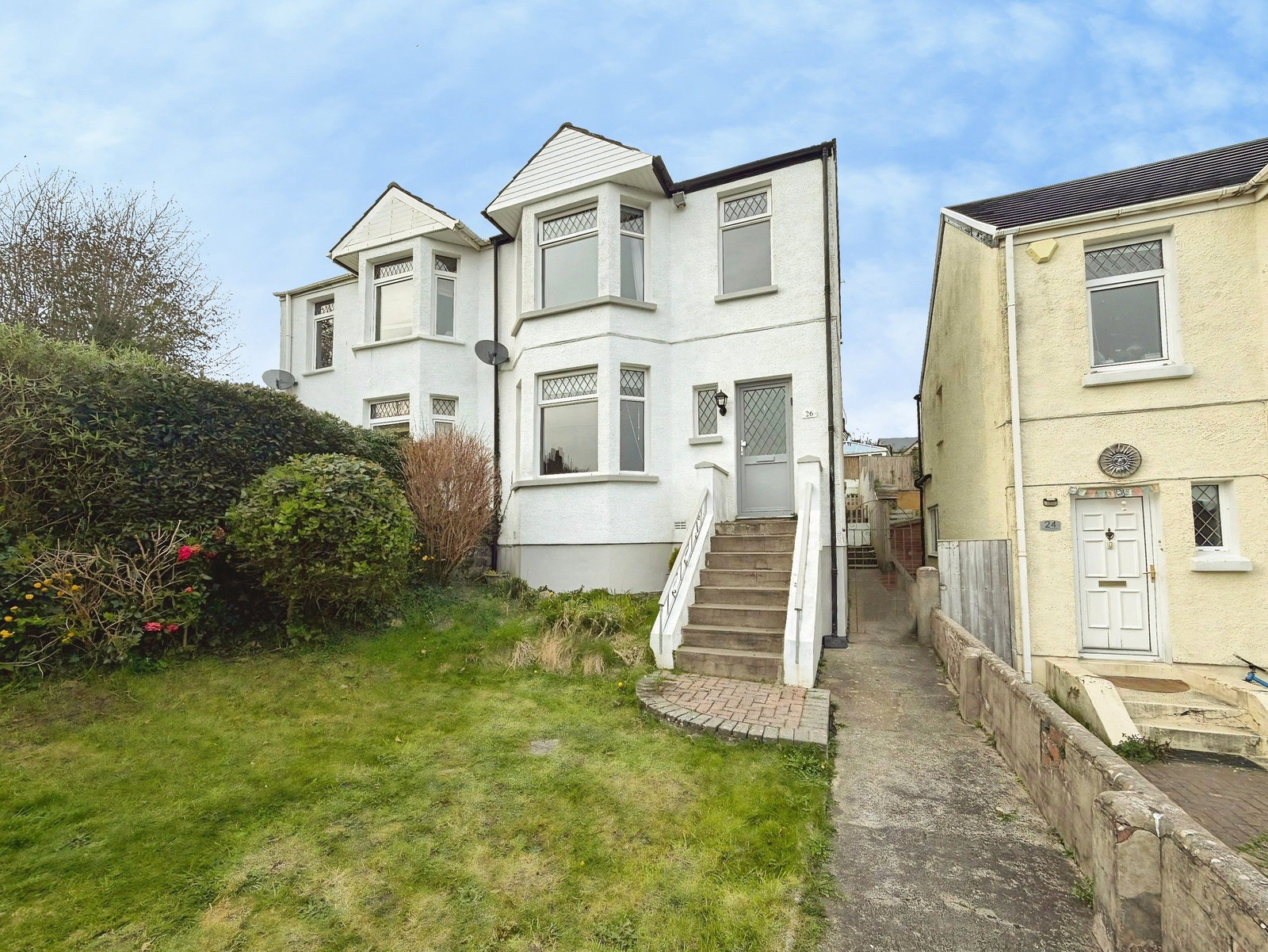 Semi Detached House in Swansea