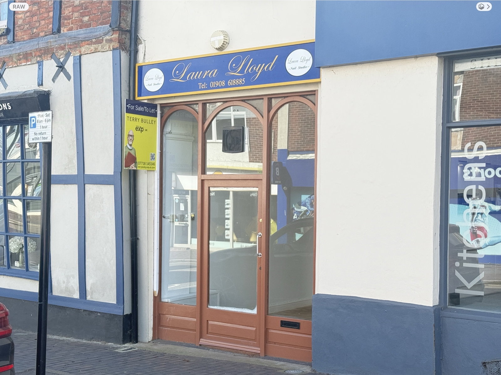 Shop in Newport Pagnell