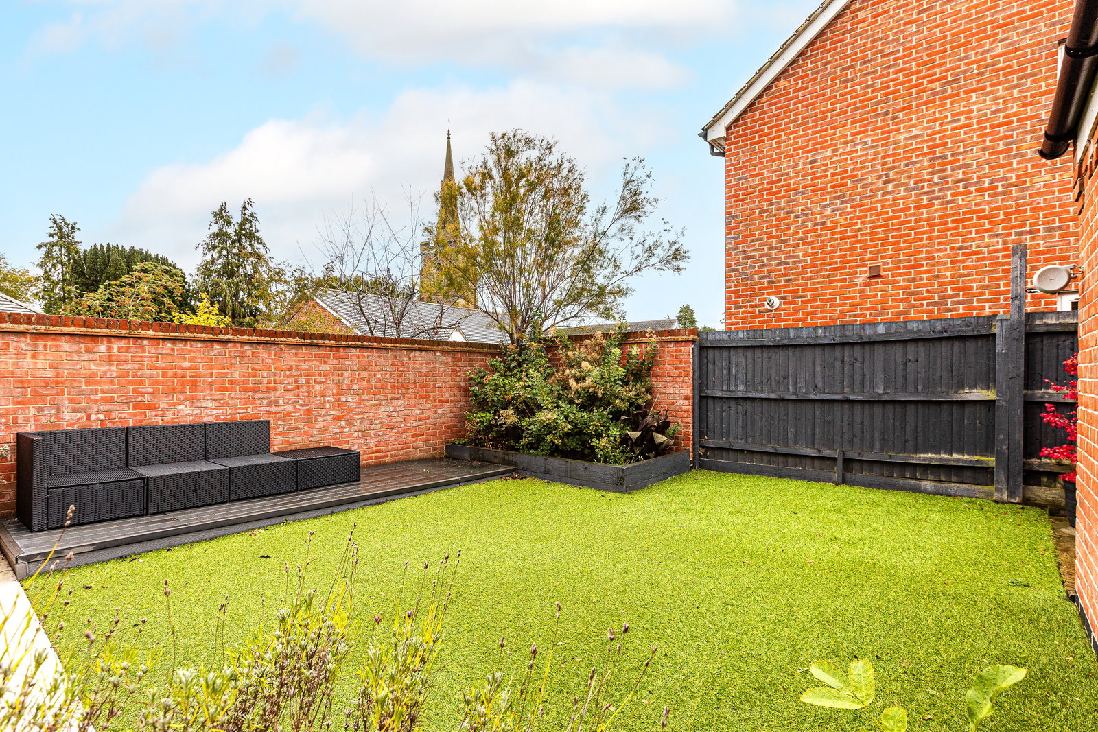 Detached House for sale in Leicester, Church Farm Close, Cosby, Leicester, LE9 1RW, 1441 m²