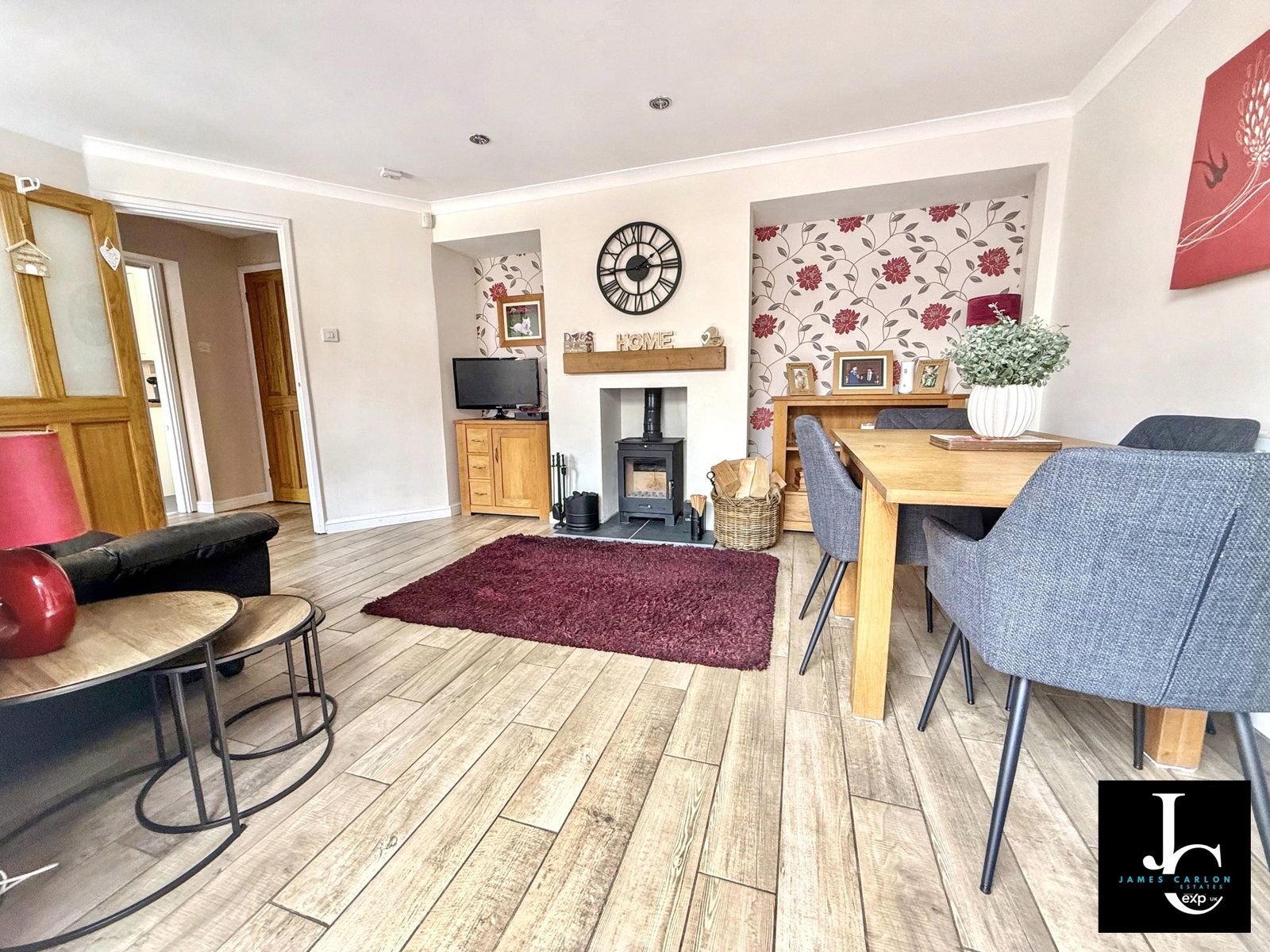 Semi Detached House in Telford
