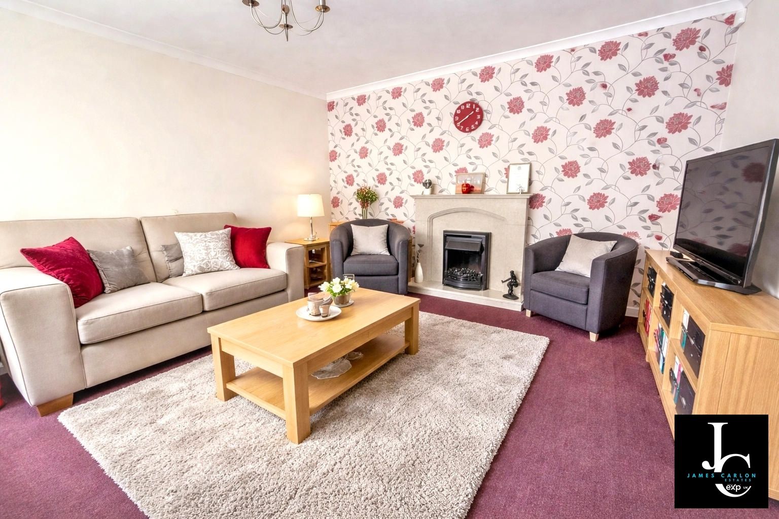 Semi Detached House in Telford