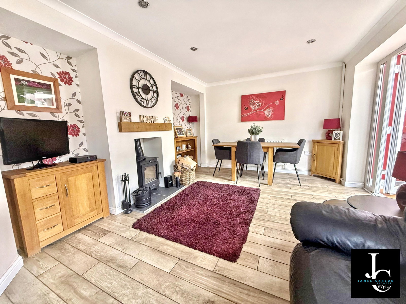 Semi Detached House in Telford
