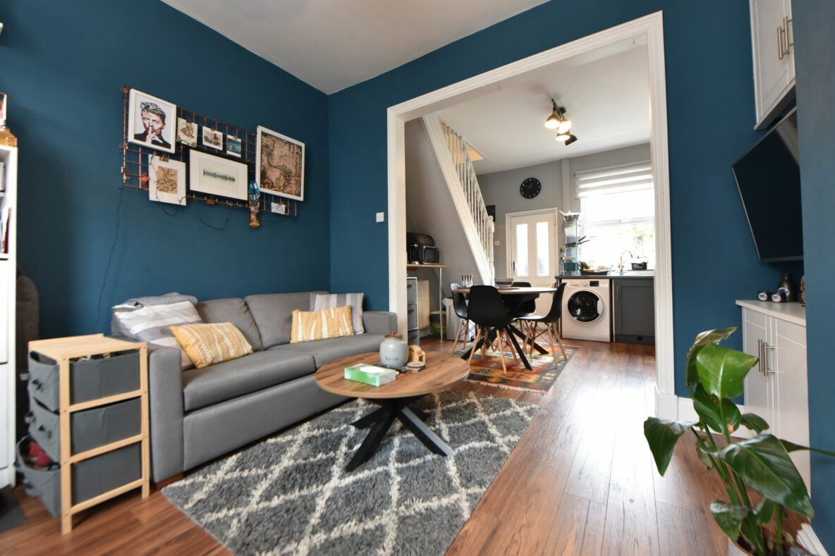 Terraced House in Sale