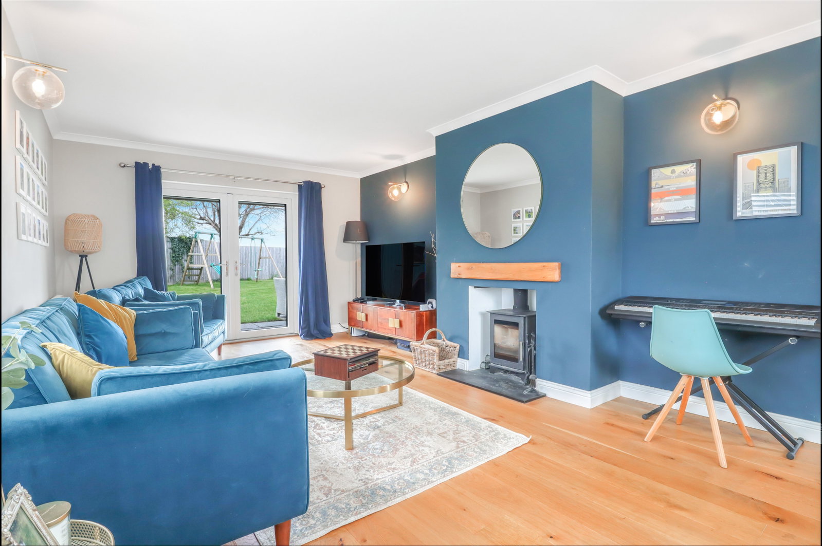 Detached House in Warwick
