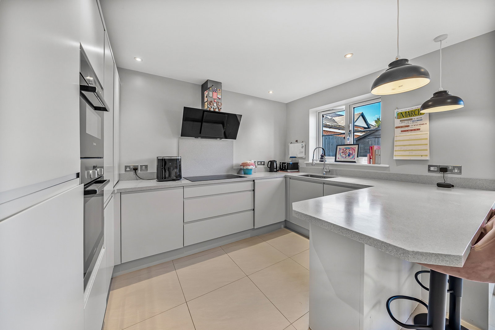 Semi Detached House in Hemel Hempstead