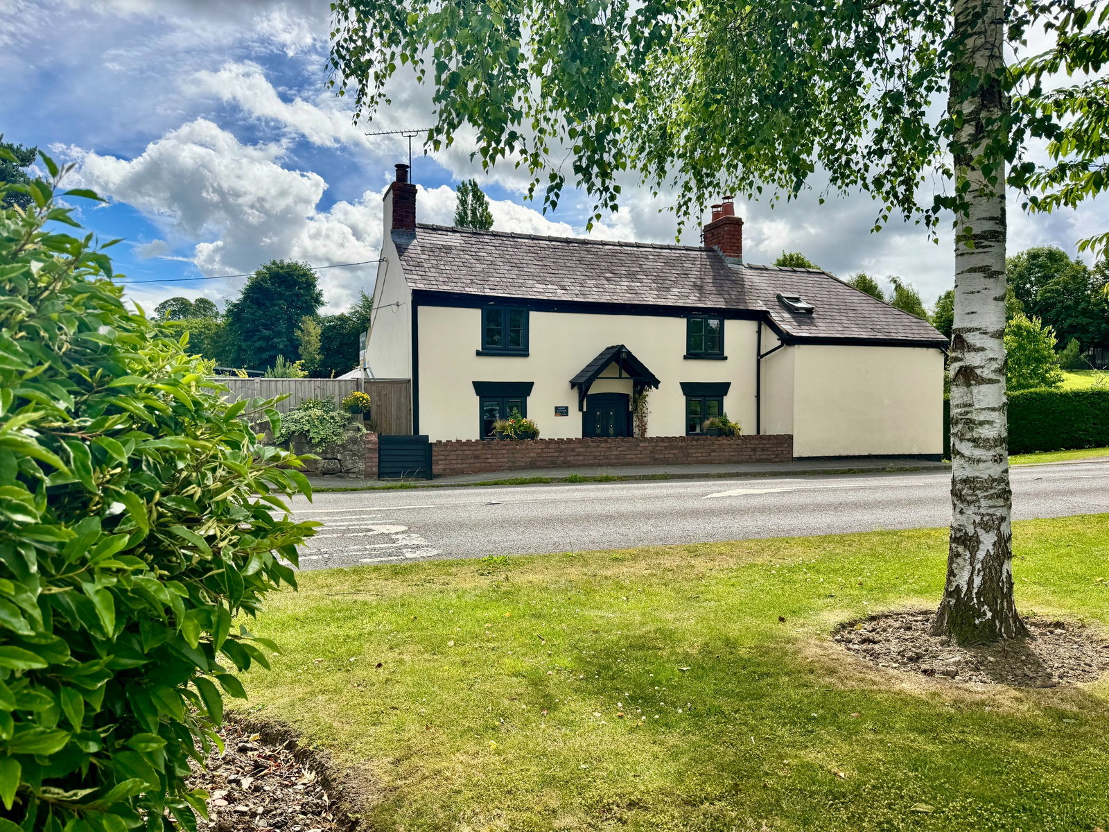 Detached House in Wrexham