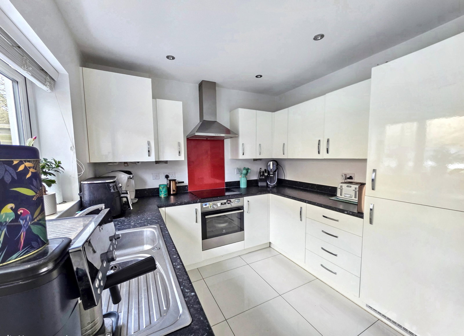 Detached House in Plymouth