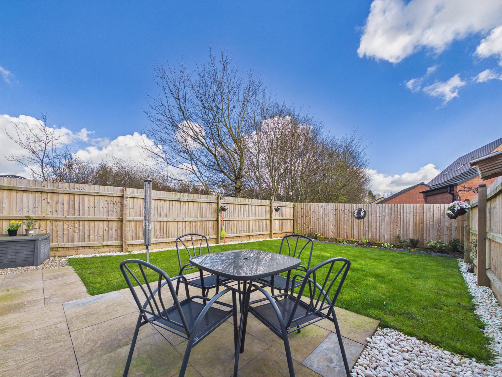 Semi Detached House in Telford
