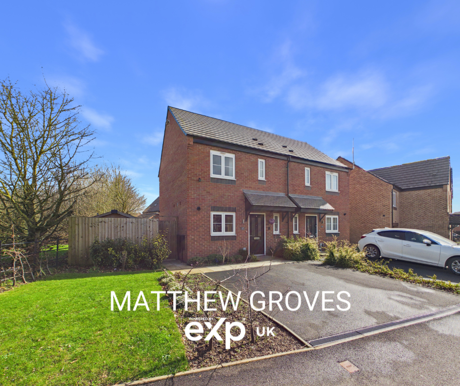 Semi Detached House in Telford
