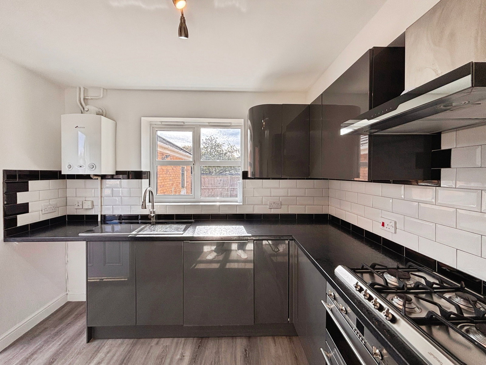 Detached House for sale in Sleaford, Juniper Way, Sleaford, NG34 7GP