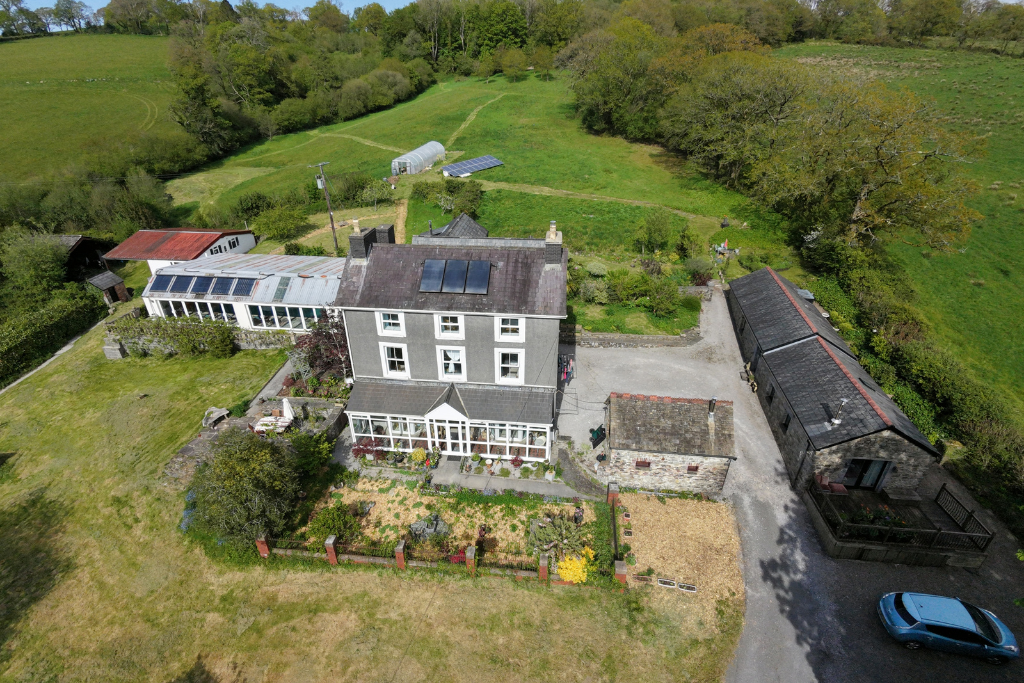 Detached House in Llandeilo