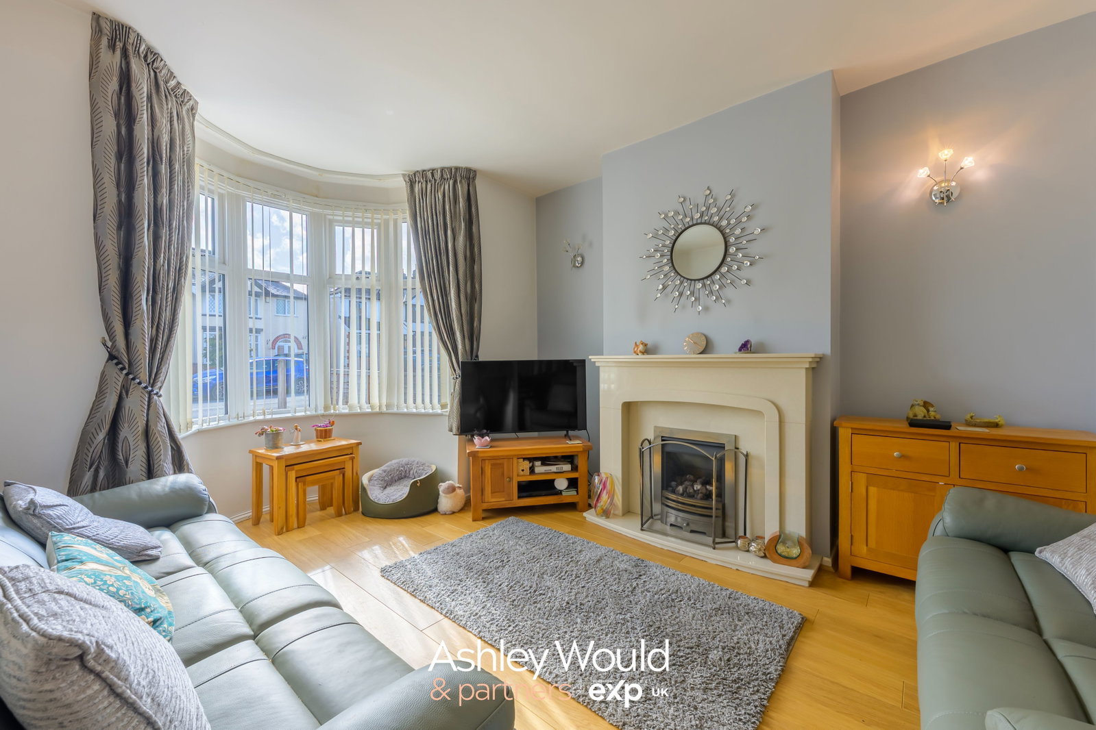 Semi Detached House in Oldbury