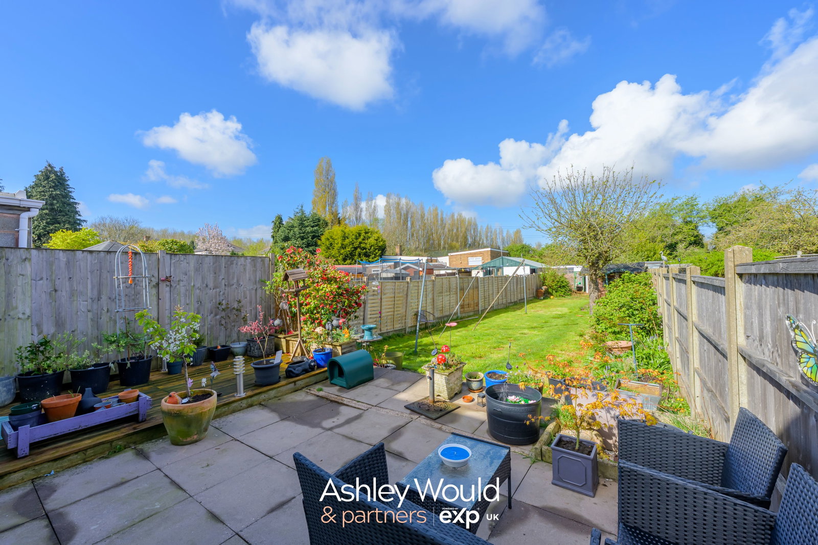 Semi Detached House in Oldbury