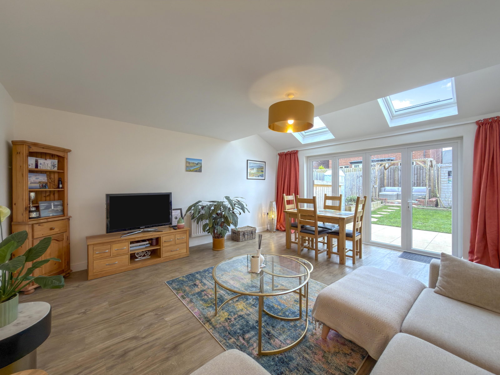 Semi Detached House in Brampton