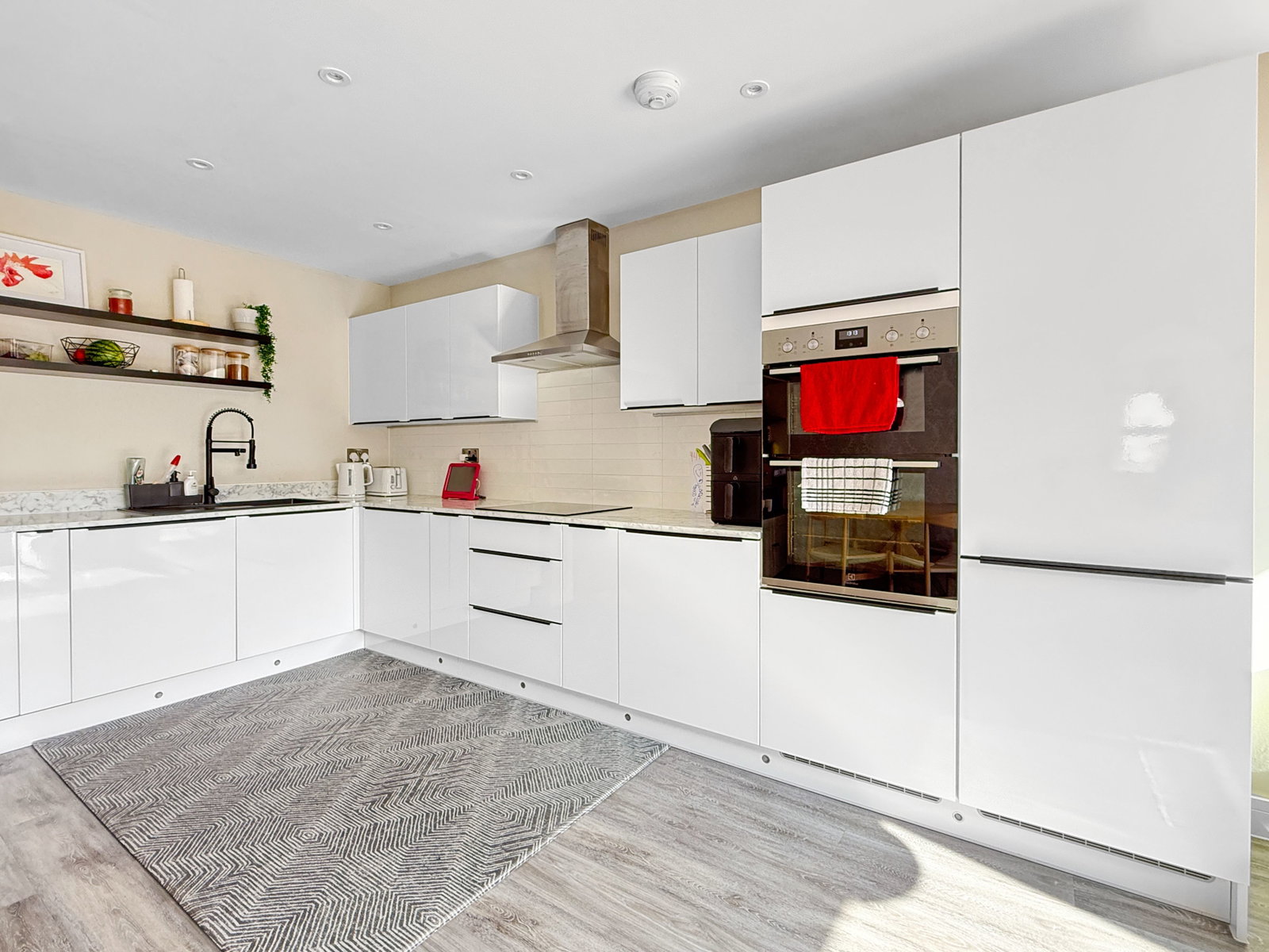 Semi Detached House in Telford