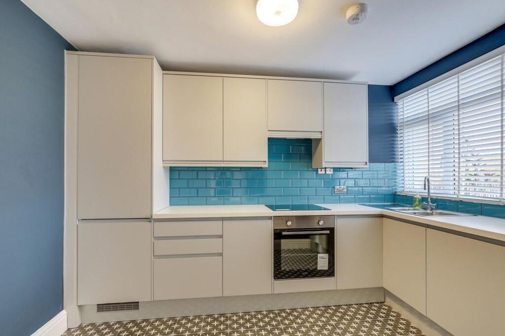 Duplex Flat in Epsom