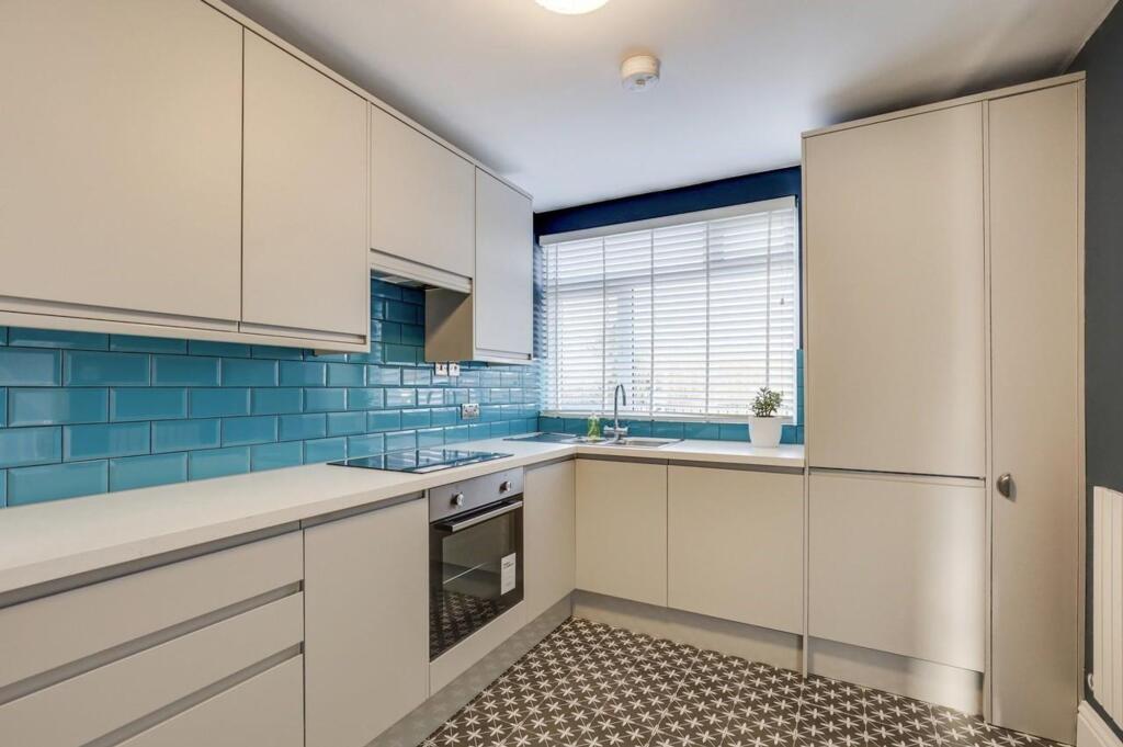 Duplex Flat in Epsom