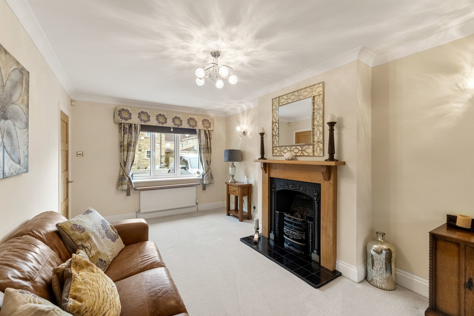 Detached House in Leeds