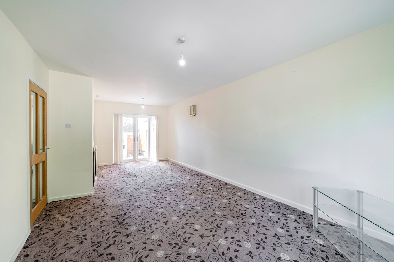 Semi Detached House in Ashton-under-lyne